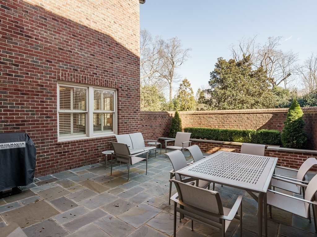 2304 White Oak Road Raleigh, NC 27608 - Photo 23 of 30 Patio