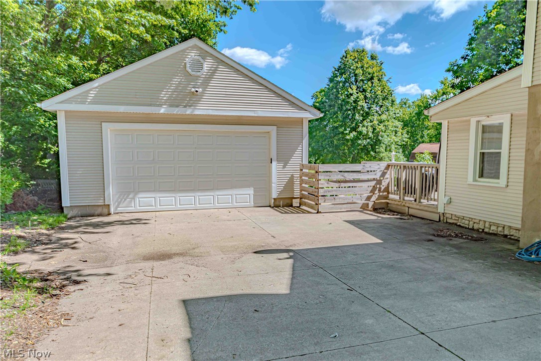 637 Killian Road Akron, OH 44319 - Photo 3 of 33 Gallery Image 3