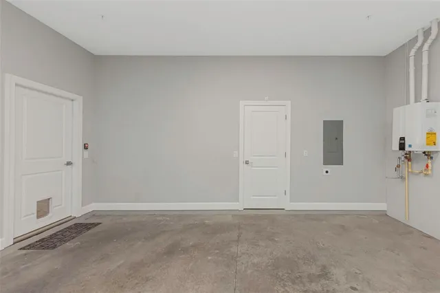 $3,400 | 754 Grand Cypress Lane, Tarpon Springs, FL 34689