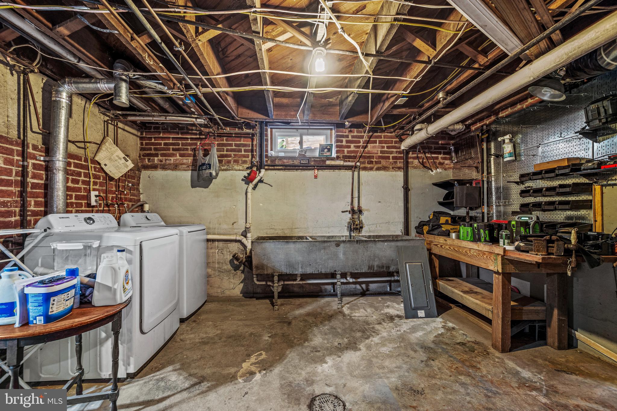 472 Country Club Road York, PA 17403 - Photo 50 of 87 Laundry