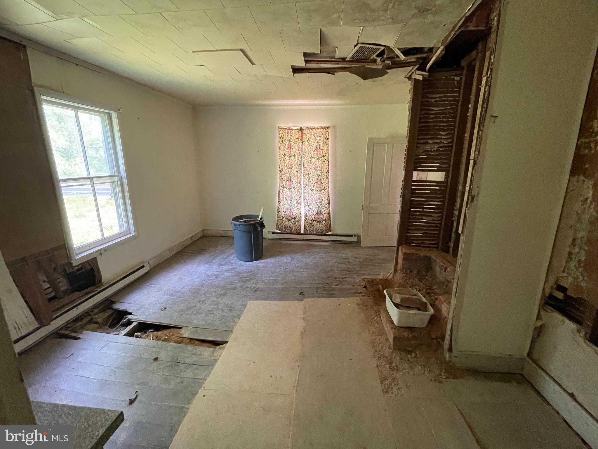 6502 Quantico Road Quantico, MD 21856 - Photo 18 of 18 Dining Room