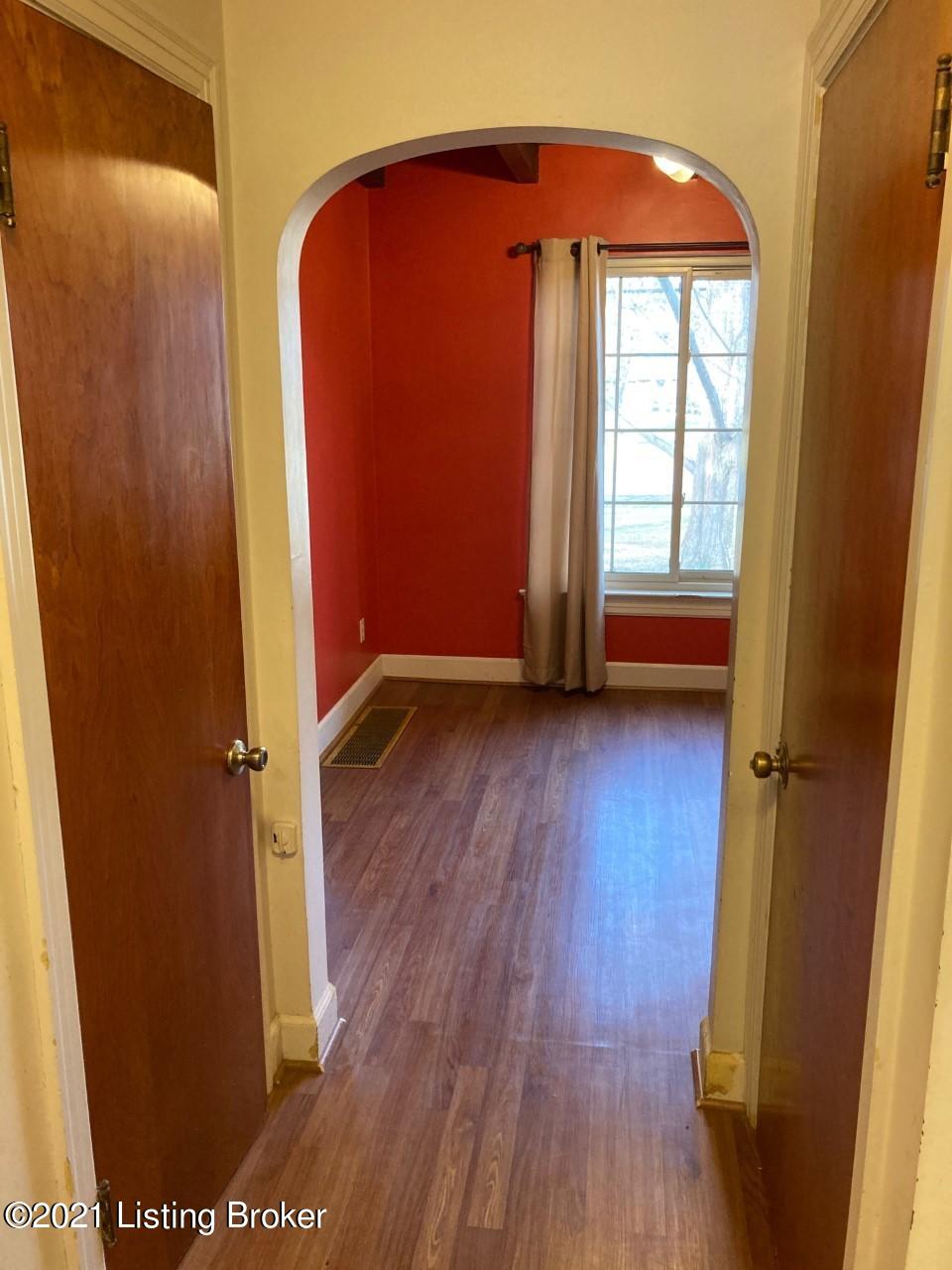 8512 Ferndale Road Louisville, KY 40291 - Photo 14 of 55 Hallway 2