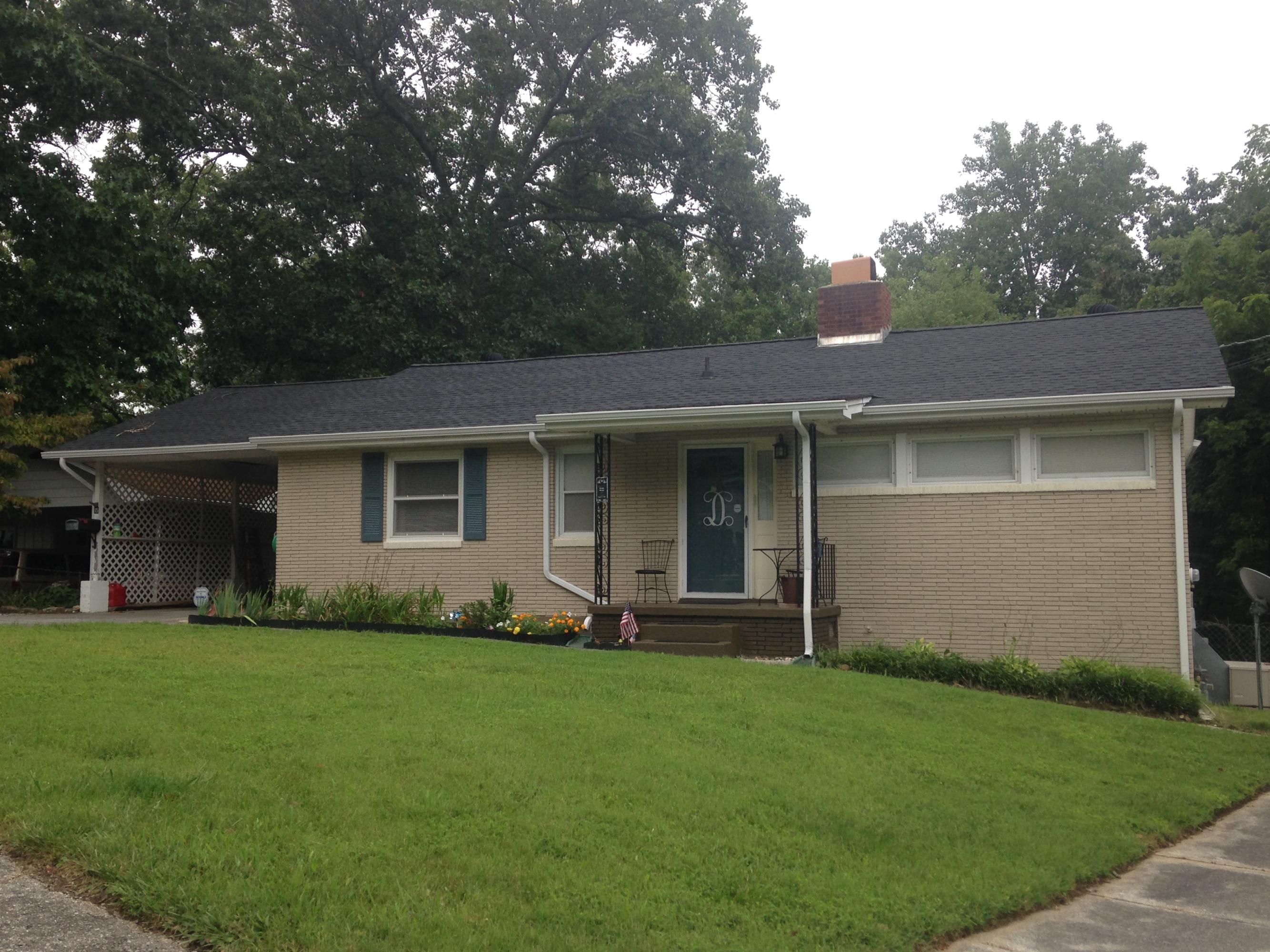 15 Outer Drive Oak Ridge, TN 37830 - Photo 1 of 26 front