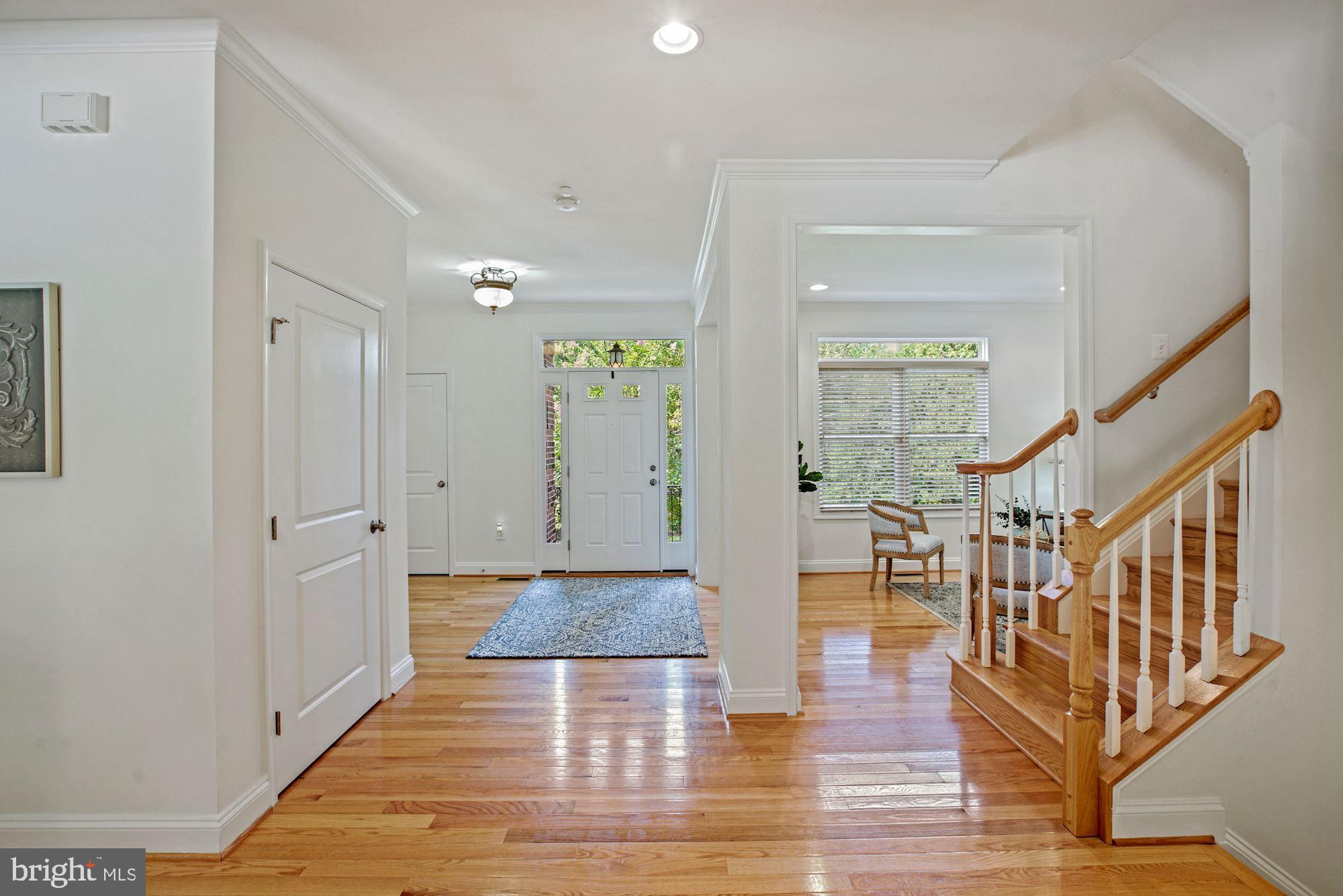 8005 Flint Street Springfield, VA 22153 - Photo 13 of 52