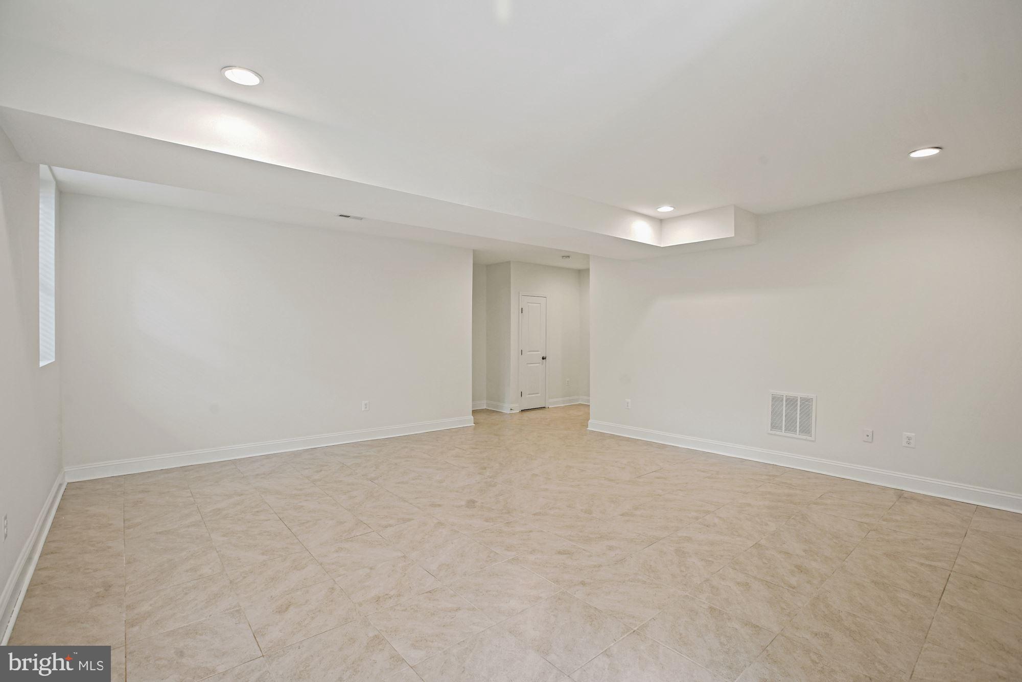 8005 Flint Street Springfield, VA 22153 - Photo 37 of 52