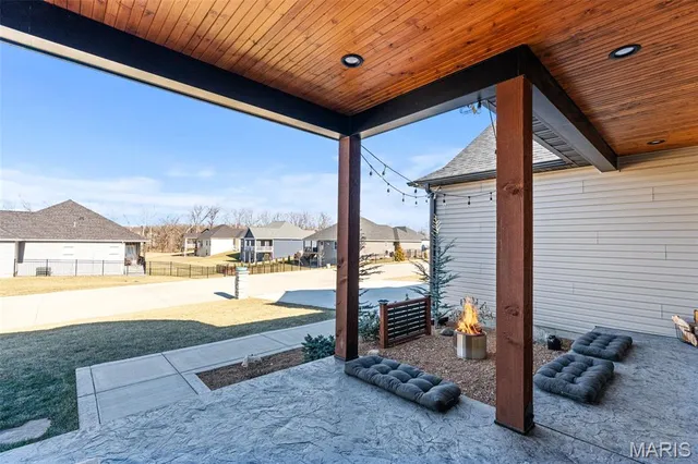 $529,900 | 136 Vly Brk Court, Washington, MO 63090