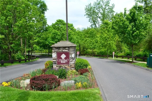 $3,650 | 1303 Bradford Drive, Unit 1303, Danbury, CT 06811