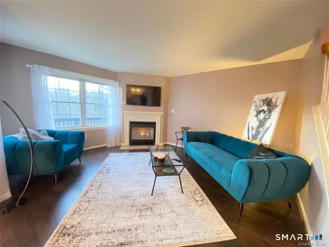 $3,650 | 1303 Bradford Drive, Unit 1303, Danbury, CT 06811