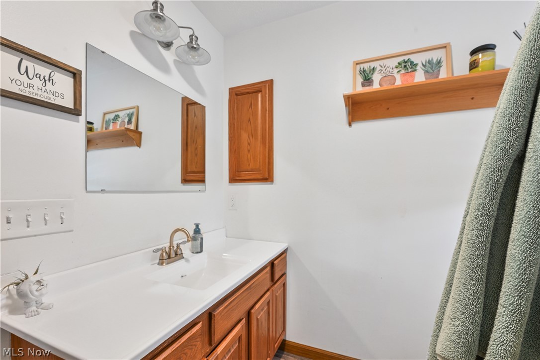 11690 Island Road Grafton, OH 44044 - Photo 26 of 43