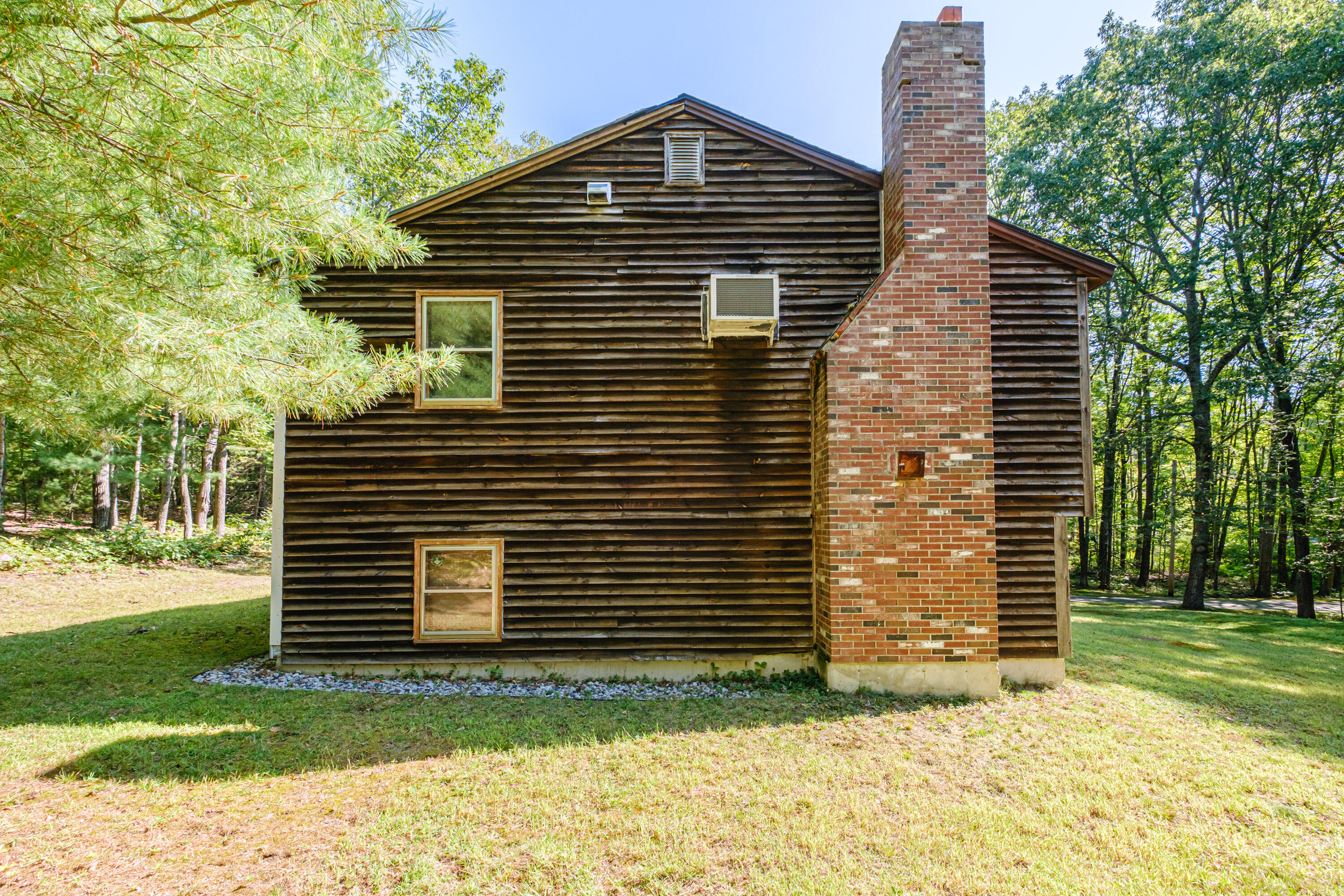 44 Mountain View Road North Waterboro, ME 04061 - Photo 7 of 55 20250909gp-61054