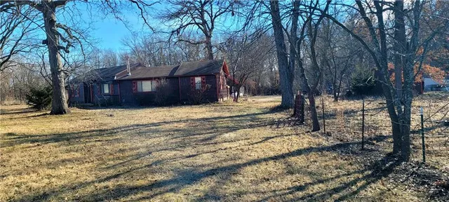 $425,000 | 38305 East 155th Street, Pleasant Hill, MO 64080