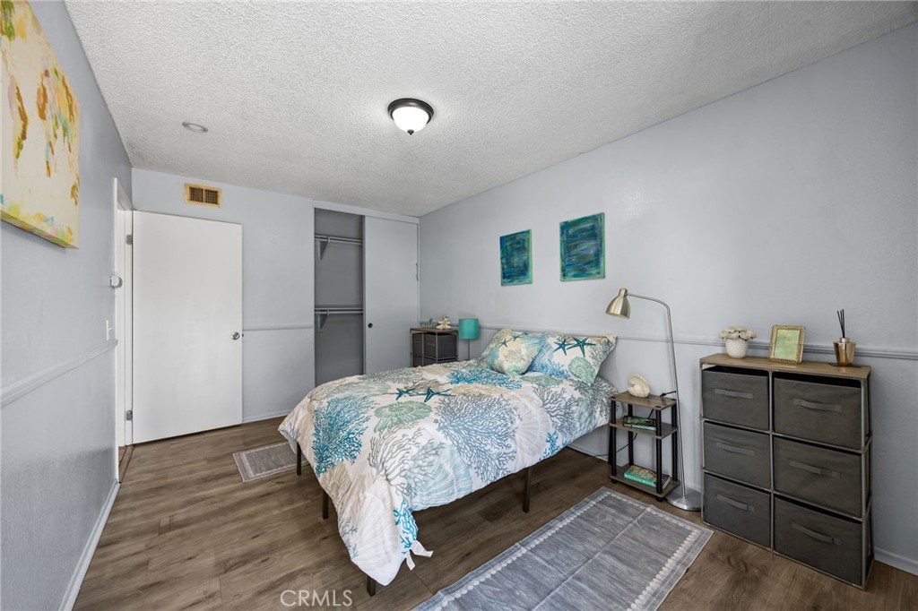 931 South Sutter Creek Road Anaheim, CA 92804 - Photo 17 of 35