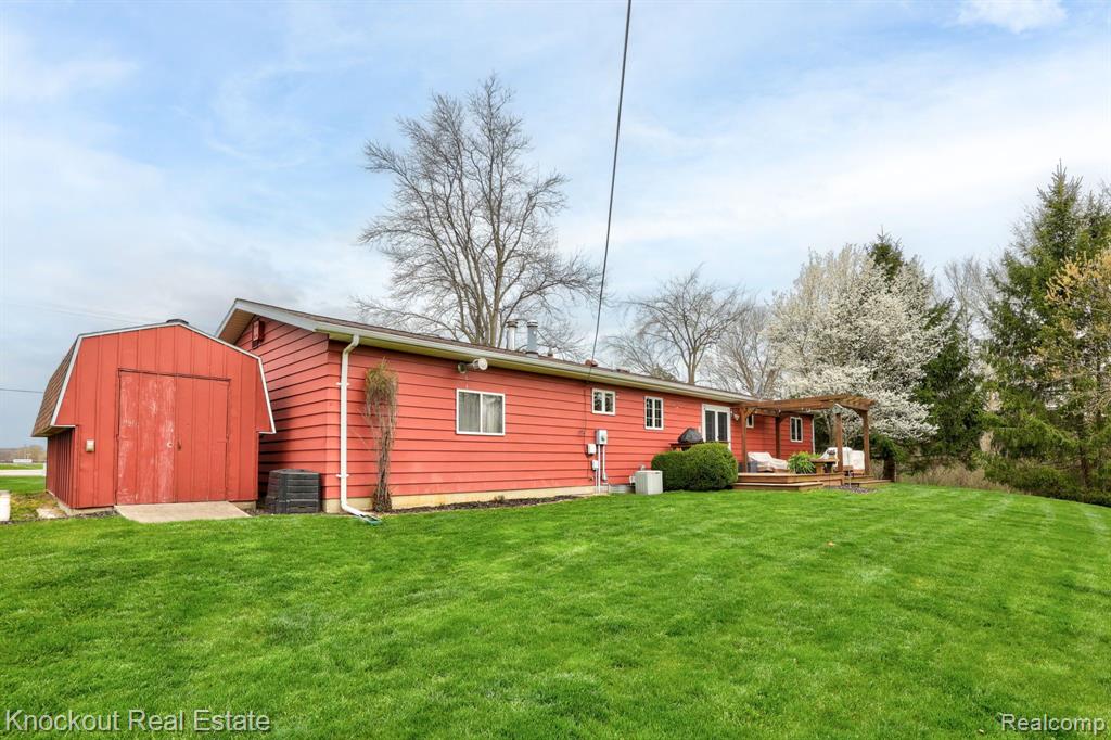 6067 State Road Vassar, MI 48768 - Photo 33 of 40