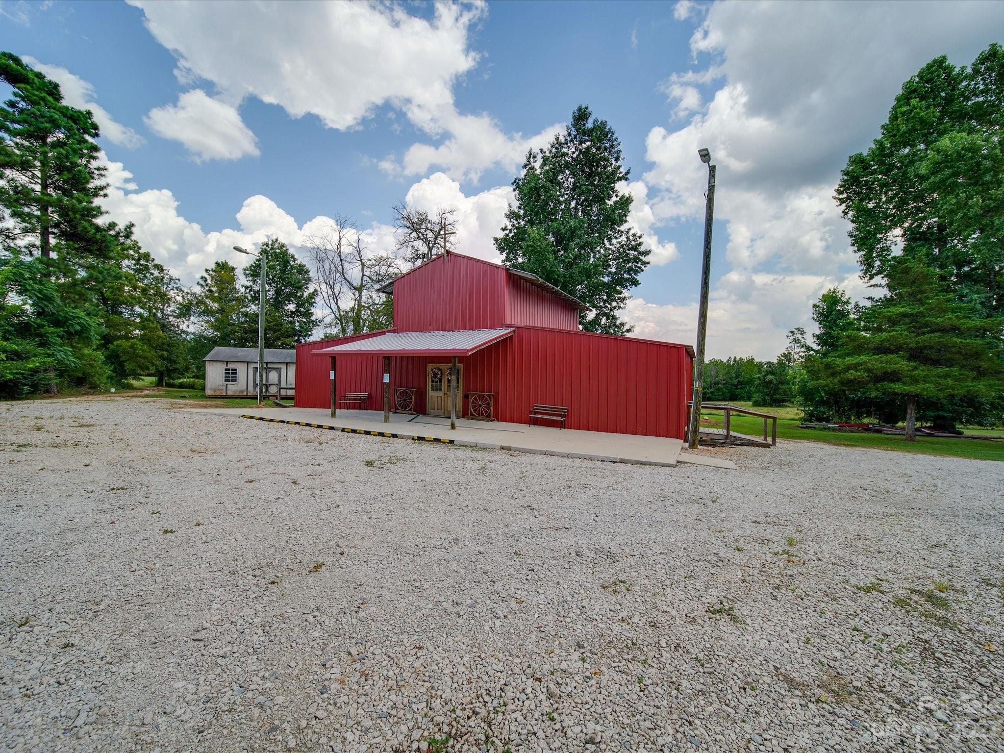 1777 Old Mill Road Richburg, SC 29729 - Photo 6 of 42 Gallery Image 6