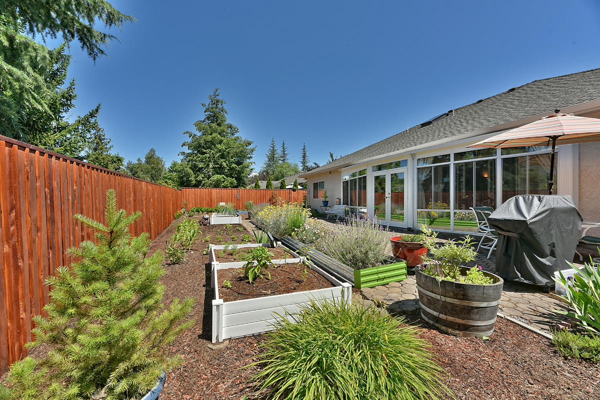 1073 Coral Ridge Eagle Point, OR 97524 - Photo 29 of 33 29