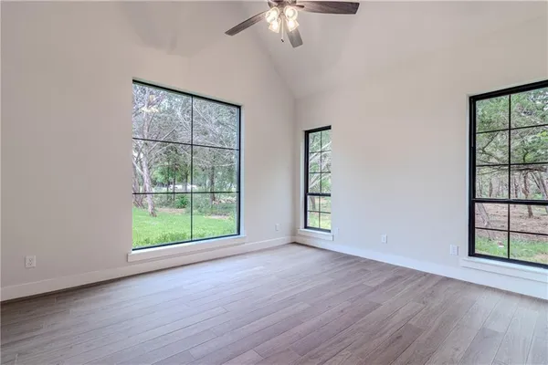 $1,575,000 | 1136 Queen Elizabeth Drive, McGregor, TX 76657