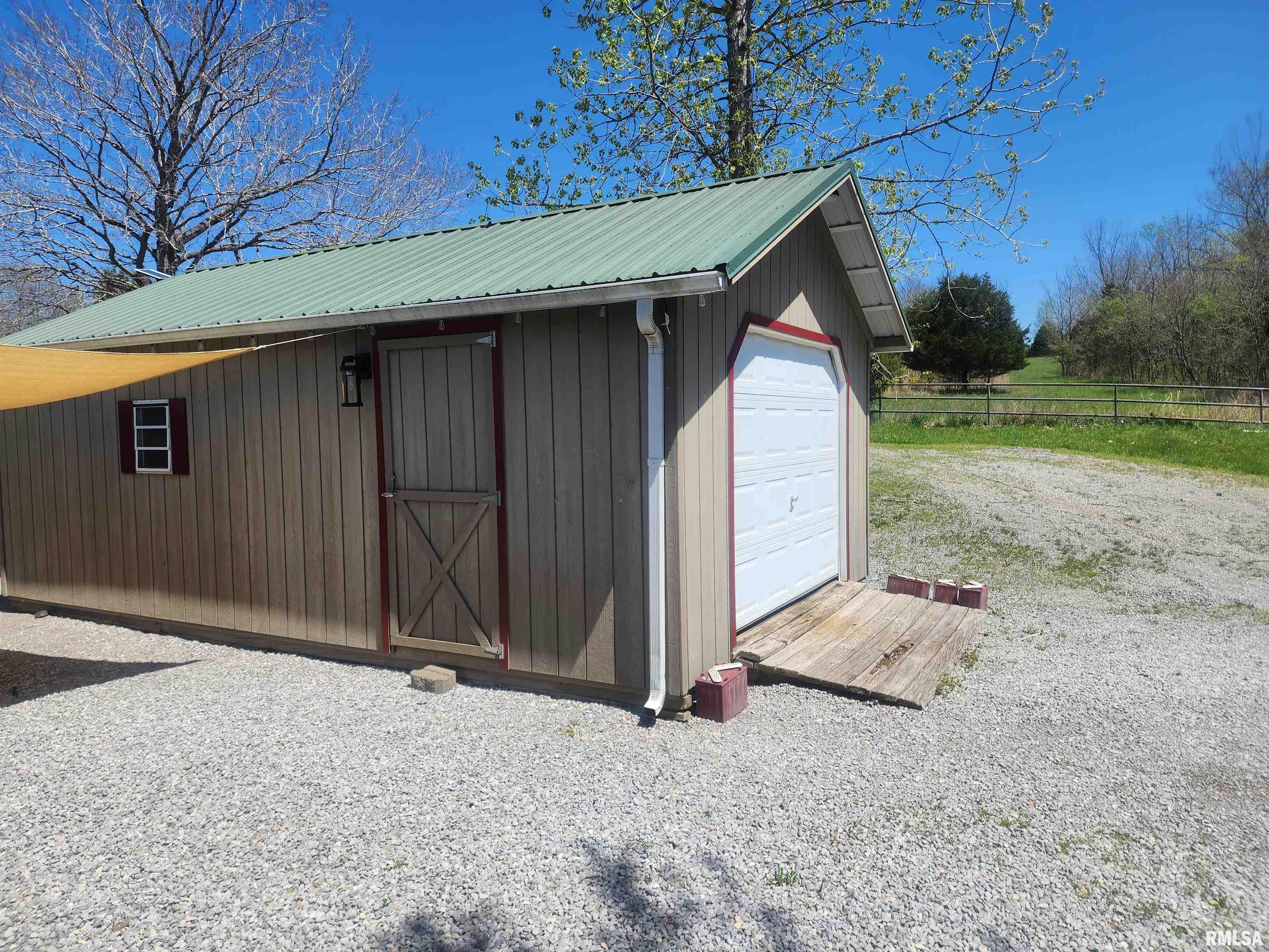 94 South Iron Furnace Road Elizabethtown, IL 62931 - Photo 3 of 25 Gallery Image 3