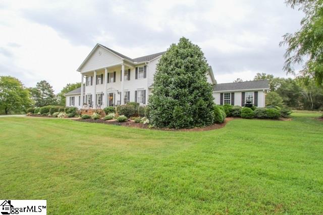 2910 Rambling Path Anderson, SC 29621 - Photo 2 of 33
