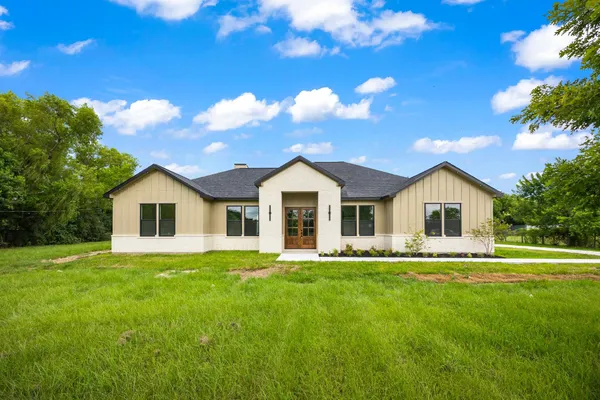 $525,000 | 243 County Road 487, Dayton, TX 77535