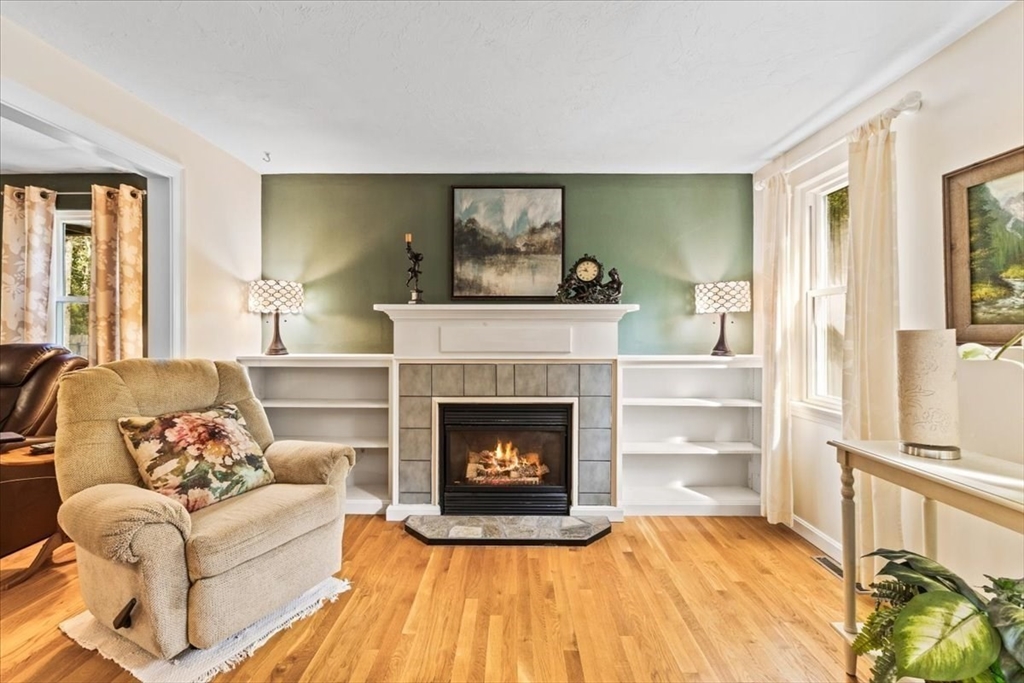 89 Santuit-Newtown Road Barnstable, MA 02648 - Photo 12 of 42 Gallery Image 12