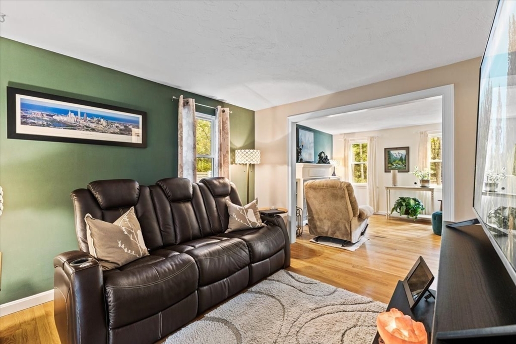 89 Santuit-Newtown Road Barnstable, MA 02648 - Photo 16 of 42 Gallery Image 16