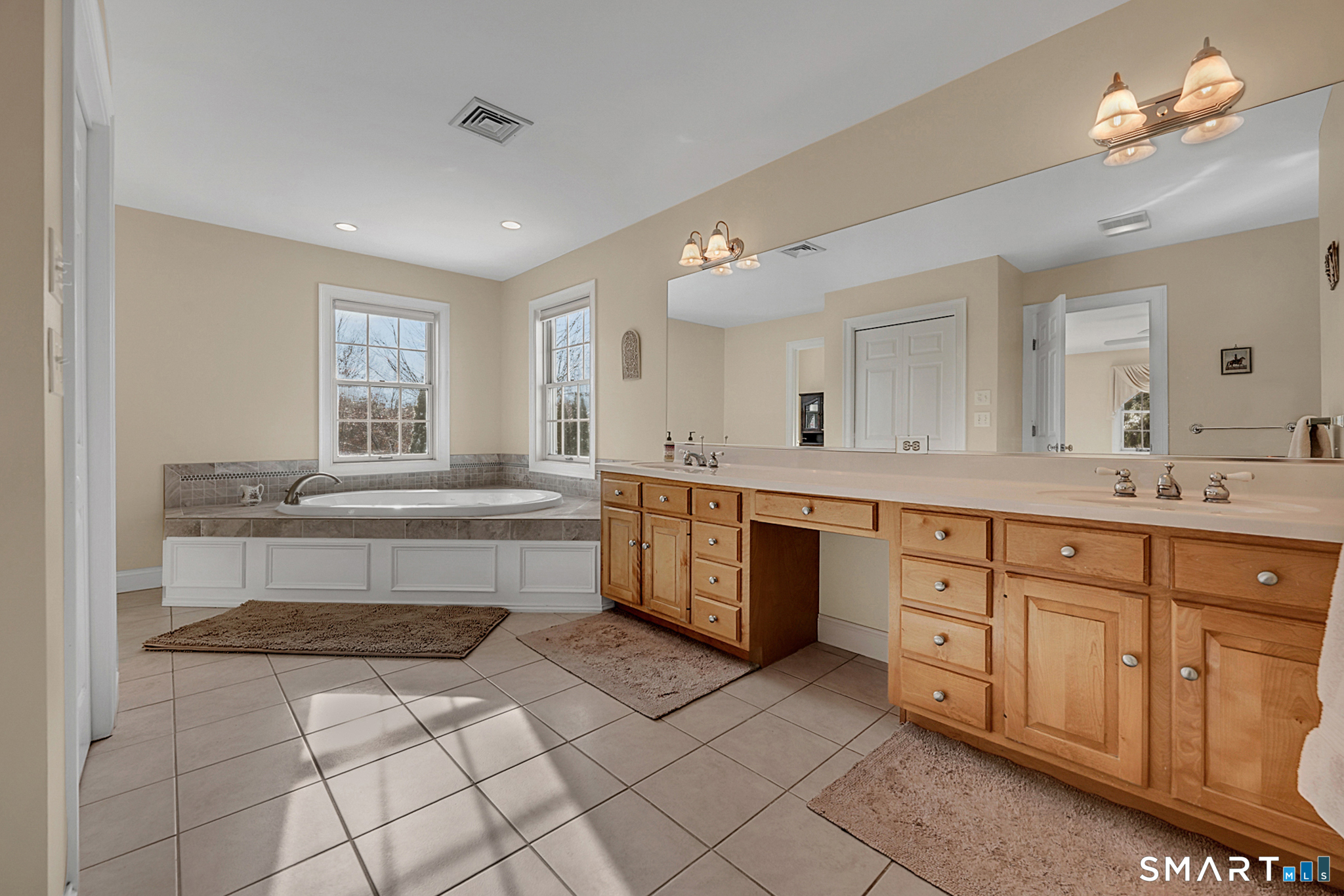 2 Ventres Way Burlington, CT 06013 - Photo 27 of 40