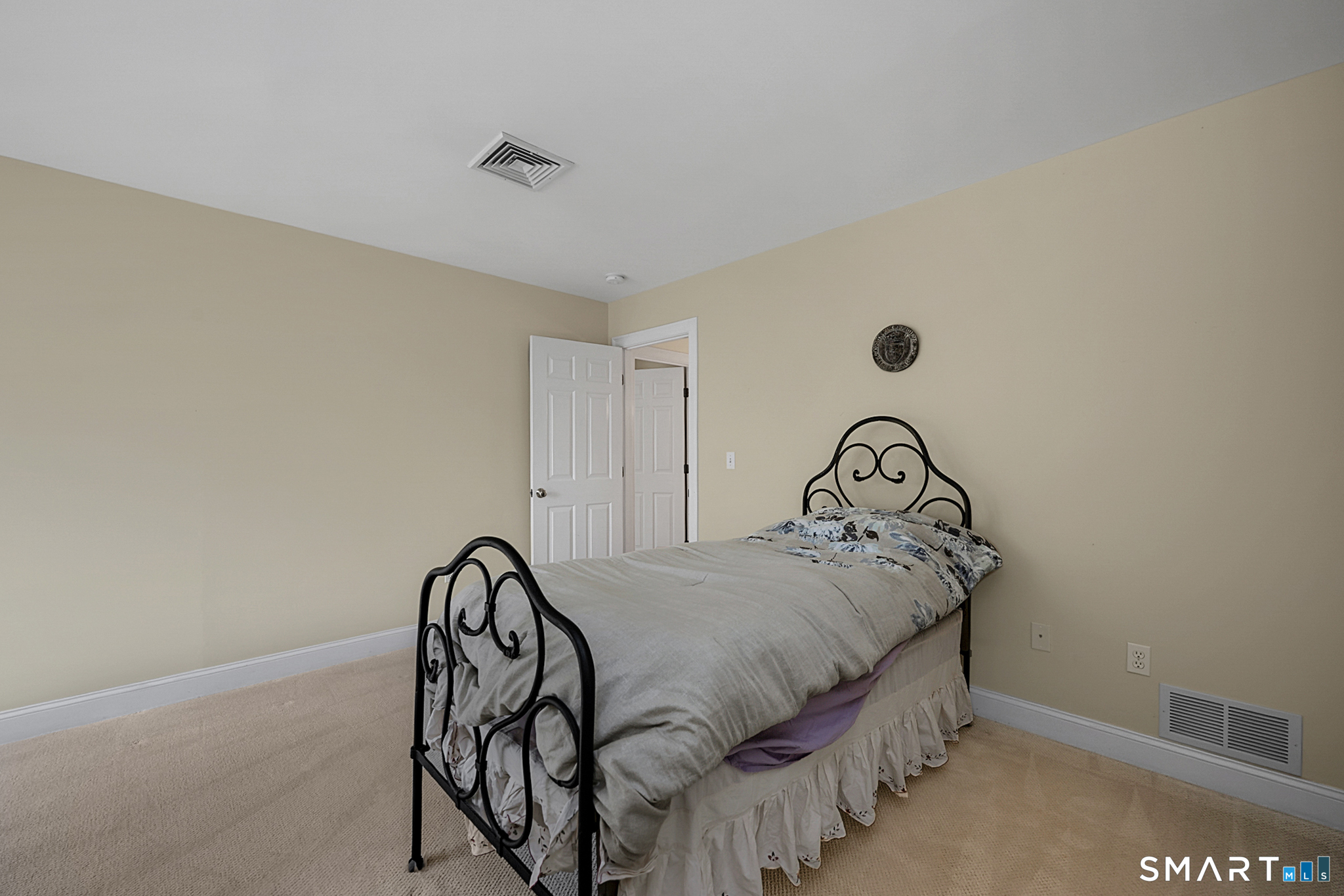 2 Ventres Way Burlington, CT 06013 - Photo 30 of 40
