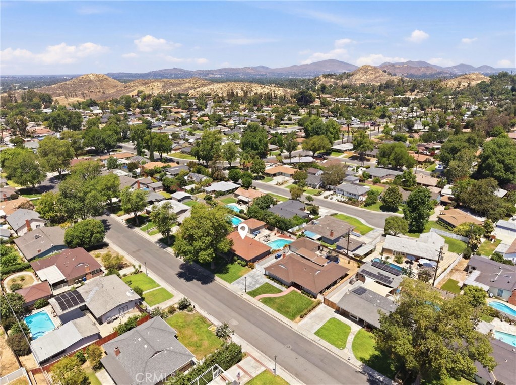 2803 Shenandoah Road Riverside, CA 92506 - Photo 30 of 35