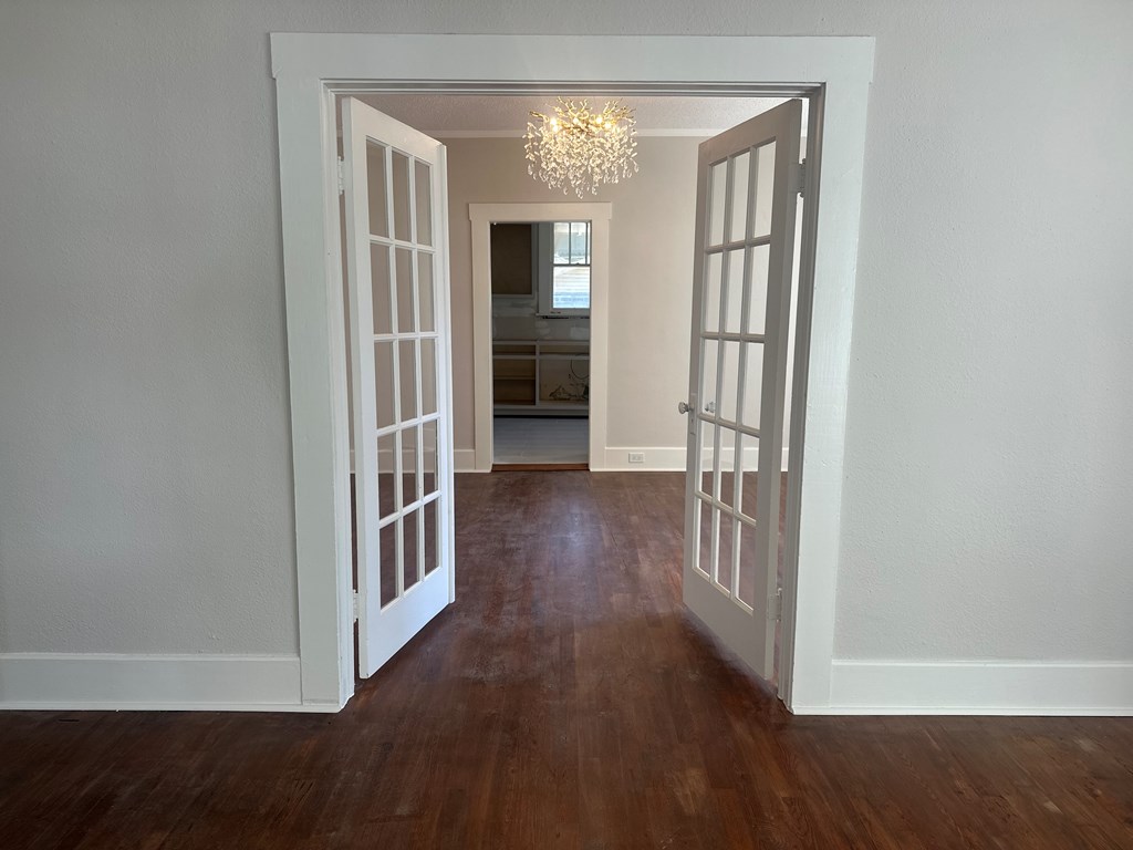 1432 22nd Street Columbus, GA 31901 - Photo 2 of 15 a view of hallway with wooden floor