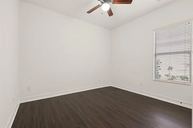 $3,600 | 6716 Park Strand Drive, Apollo Beach, FL 33572