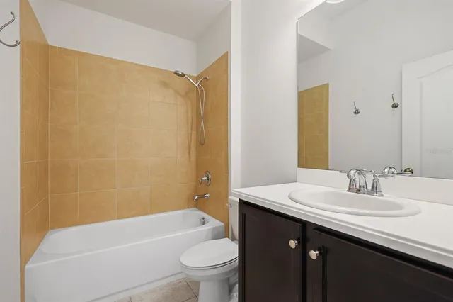 $3,600 | 6716 Park Strand Drive, Apollo Beach, FL 33572