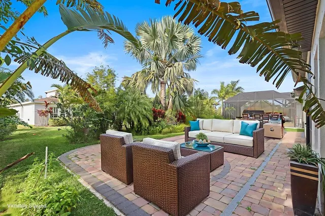 $3,600 | 6716 Park Strand Drive, Apollo Beach, FL 33572