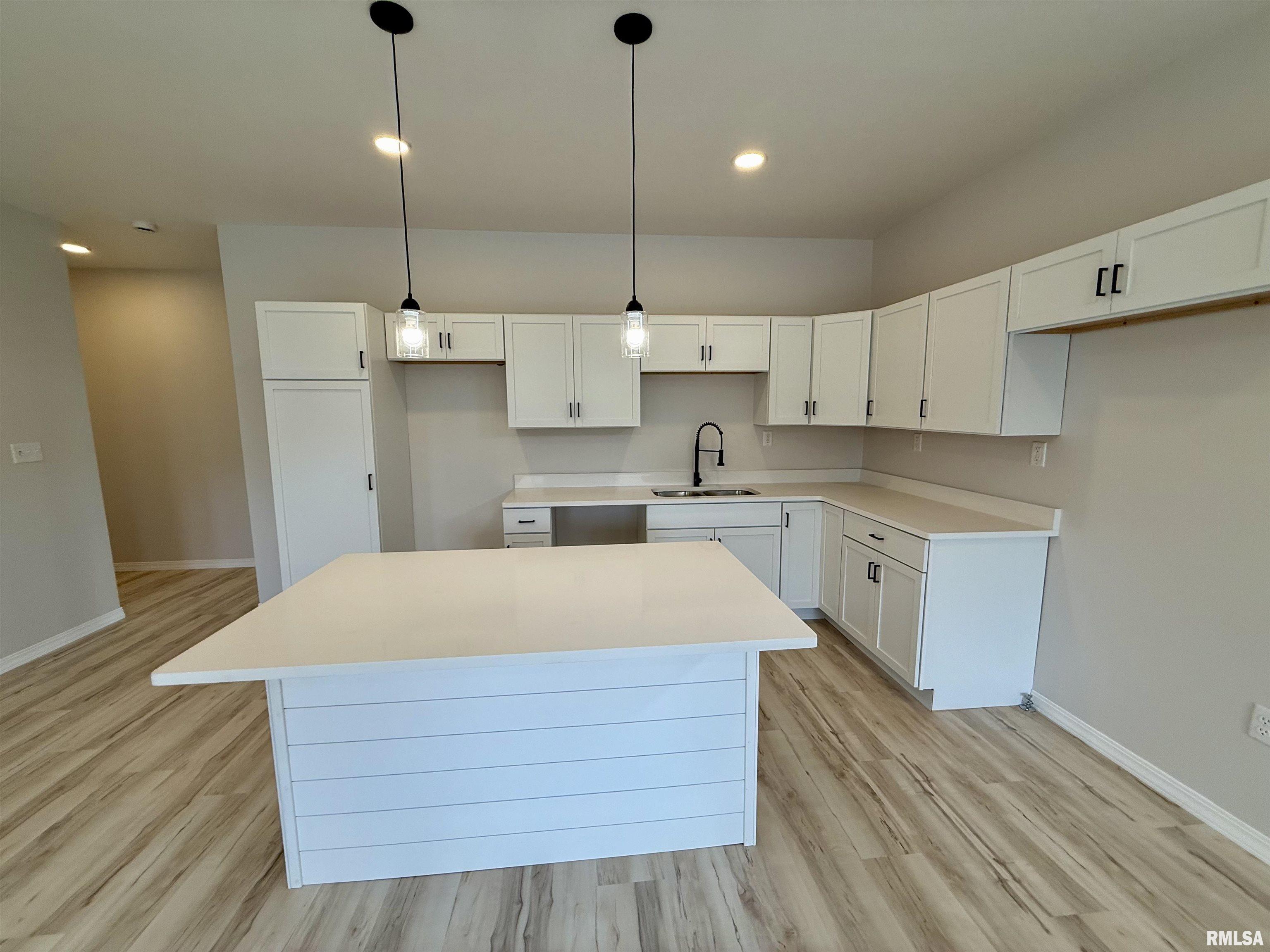 1306 Laura Lane Marion, IL 62959 - Photo 18 of 23