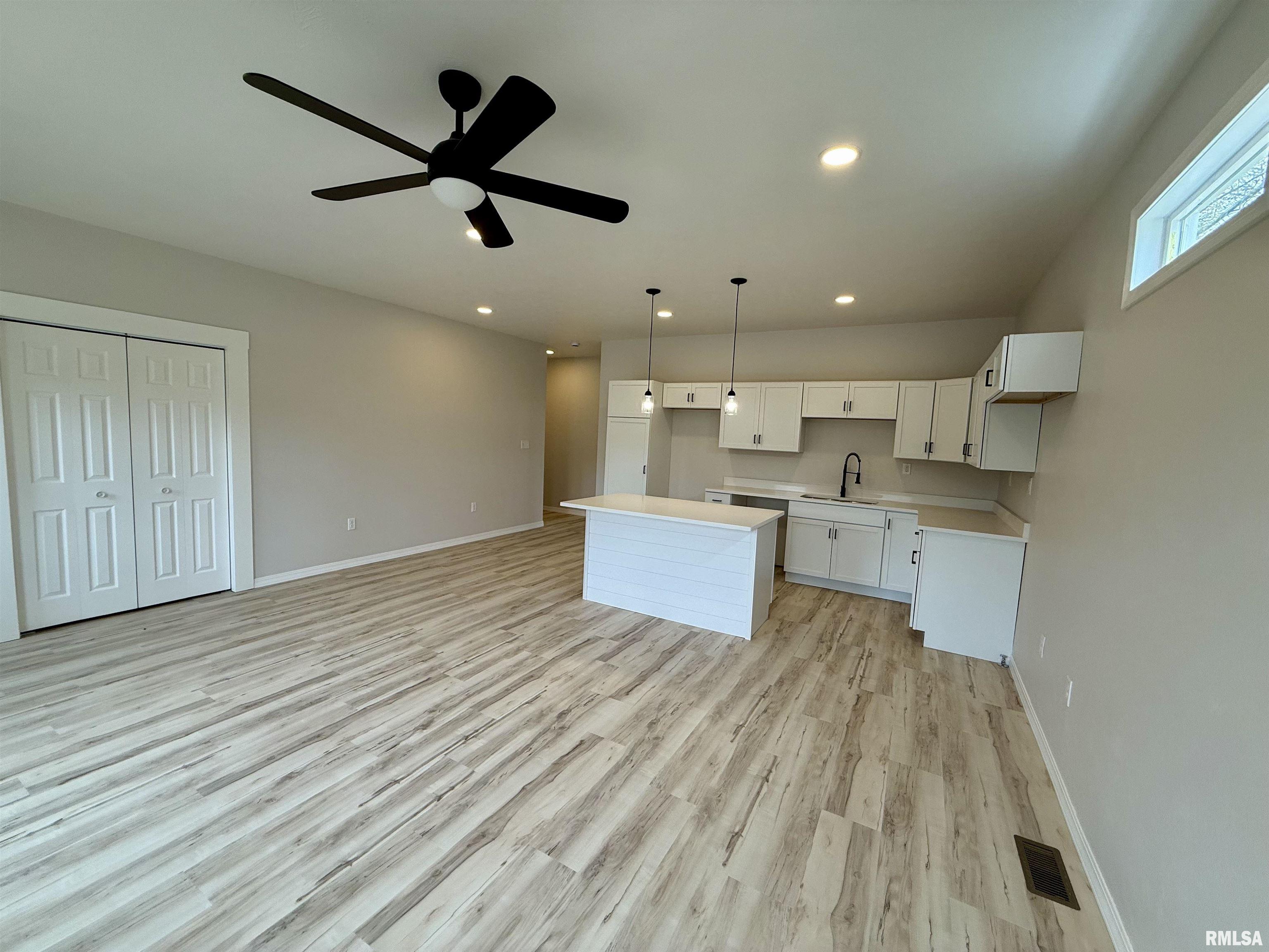 1306 Laura Lane Marion, IL 62959 - Photo 21 of 23