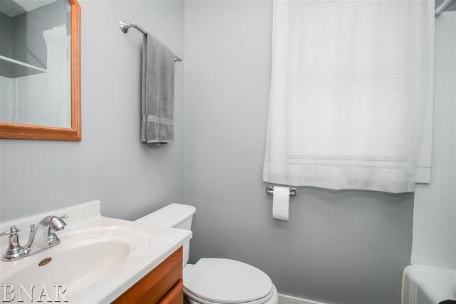 2329 South 9th Street Springfield, IL 62703 - Photo 17 of 26