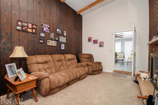 2329 South 9th Street Springfield, IL 62703 - Photo 9 of 26