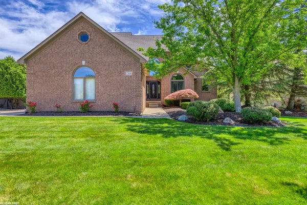 $639,900 | 57898 Abraham Drive, Washington, MI 48094