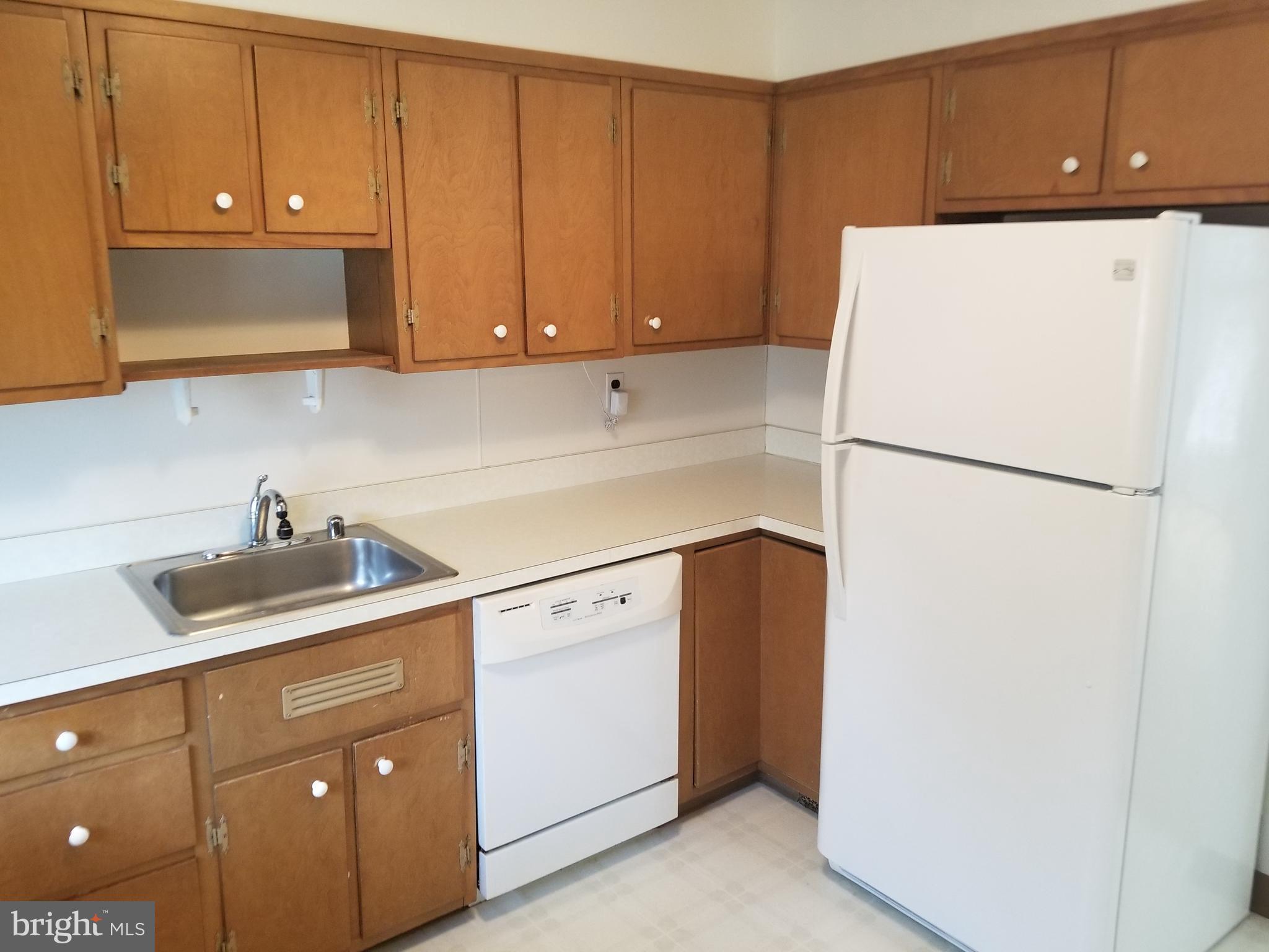3906 Dance Mill Road Phoenix, MD 21131 - Photo 4 of 28 Kitchen