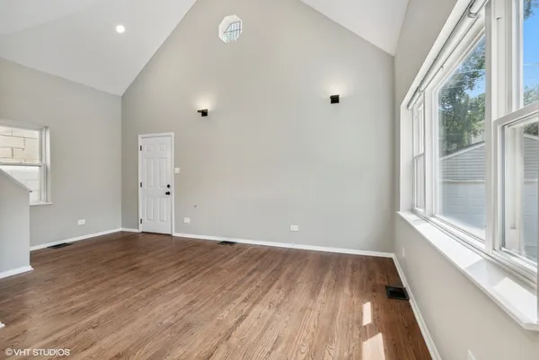 $1,725,000 | 1731 West Potomac Avenue, Chicago, IL 60622