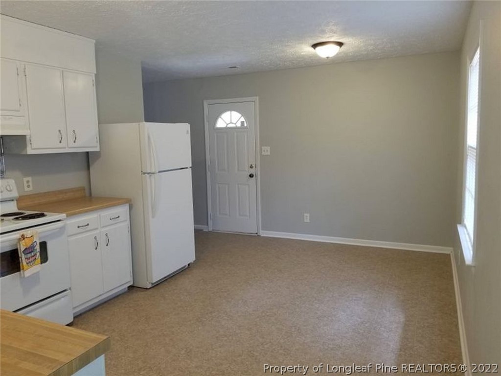 5994 Spinner Road Hope Mills, NC 28348 - Photo 8 of 19 Gallery Image 8