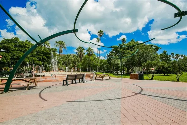 $5,500 | 455 Nokomis Avenue South, Unit 455, Venice, FL 34285
