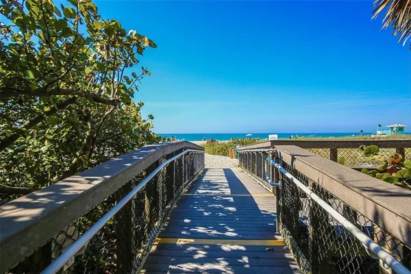 $5,500 | 455 Nokomis Avenue South, Unit 455, Venice, FL 34285