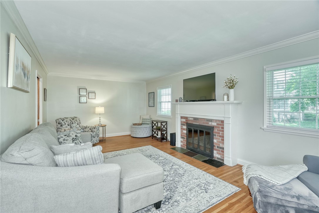25 Lake Lea Road Irondequoit, NY 14617 - Photo 18 of 39 Gallery Image 18