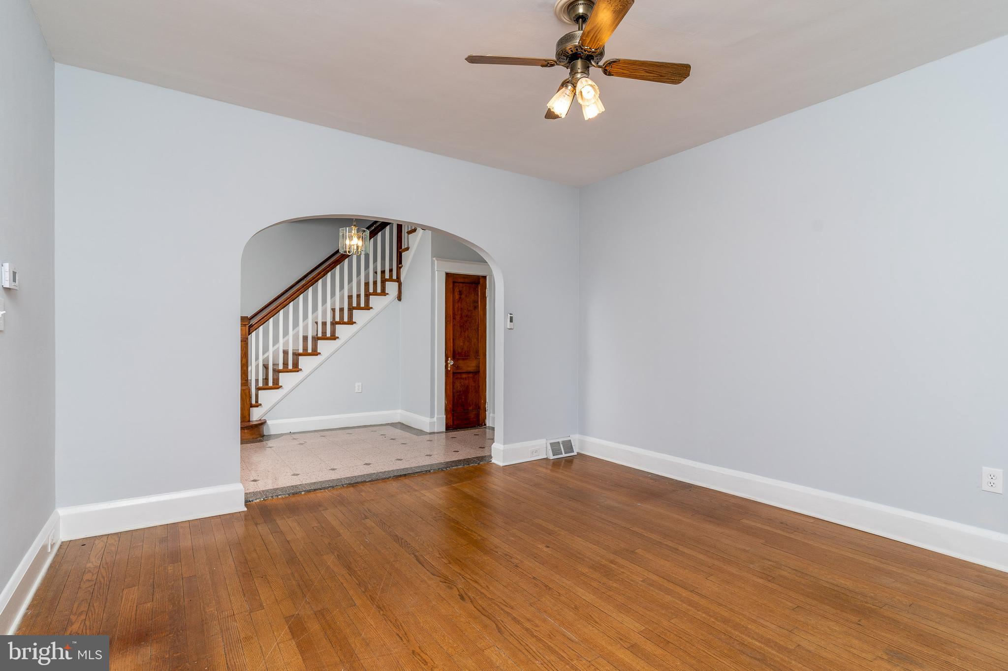 6801 North Point Road Sparrows Point, MD 21219 - Photo 8 of 36 Bright and inviting living room