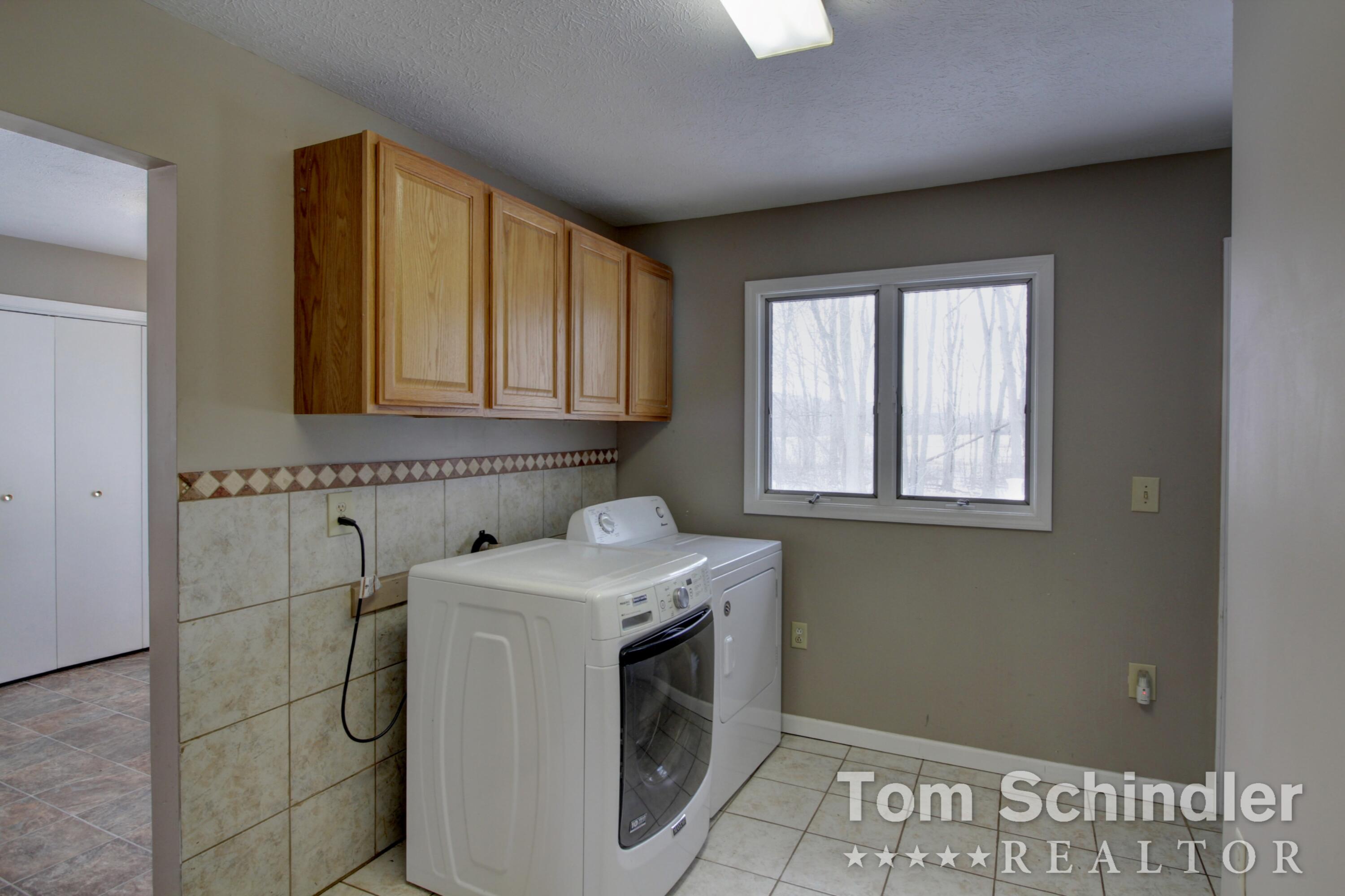 1400 Blackman Road Jackson, MI 49201 - Photo 31 of 108 2022-01-12 13.40.41_2-1_2-2