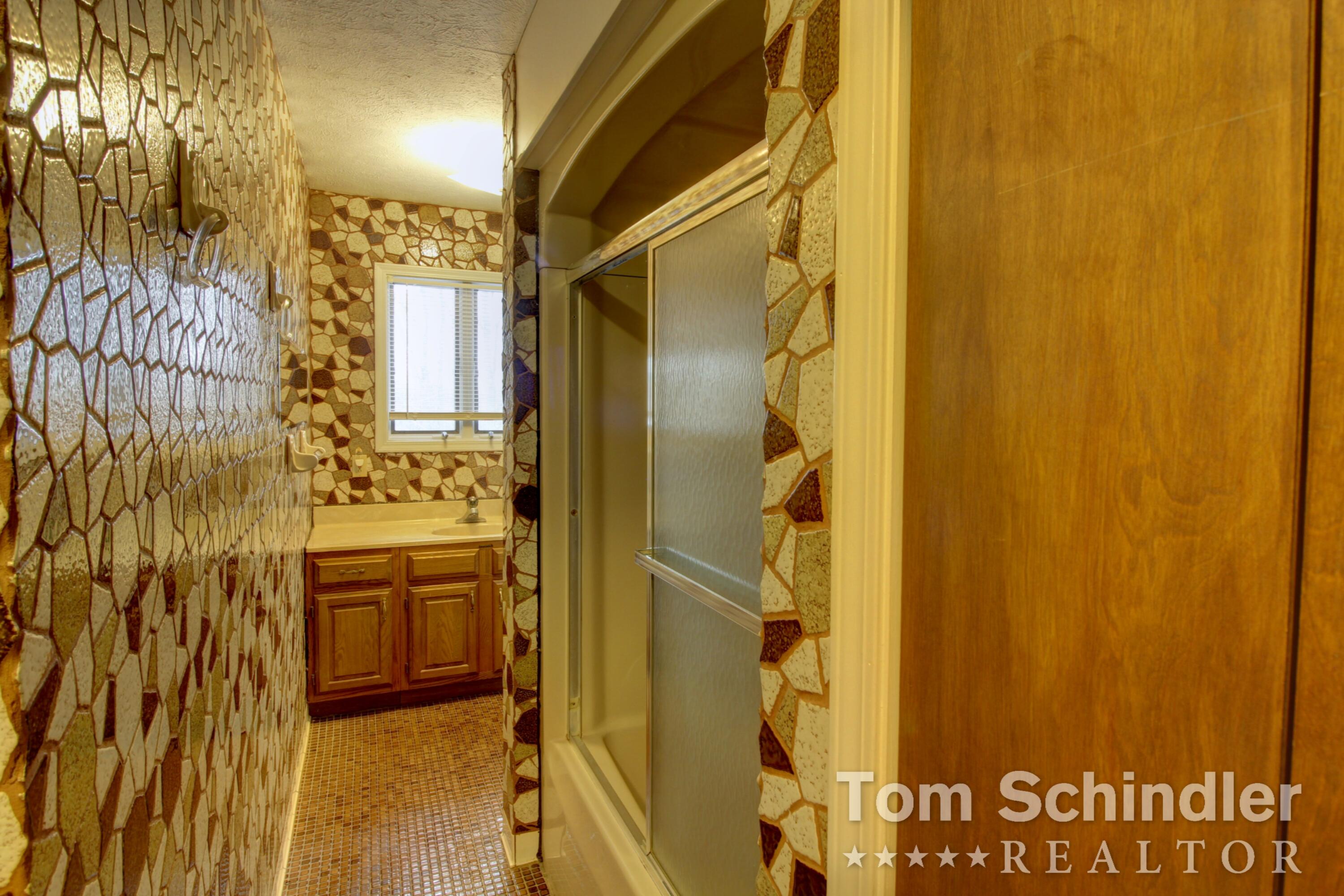 1400 Blackman Road Jackson, MI 49201 - Photo 45 of 108 2022-01-12 13.45.22_3_4