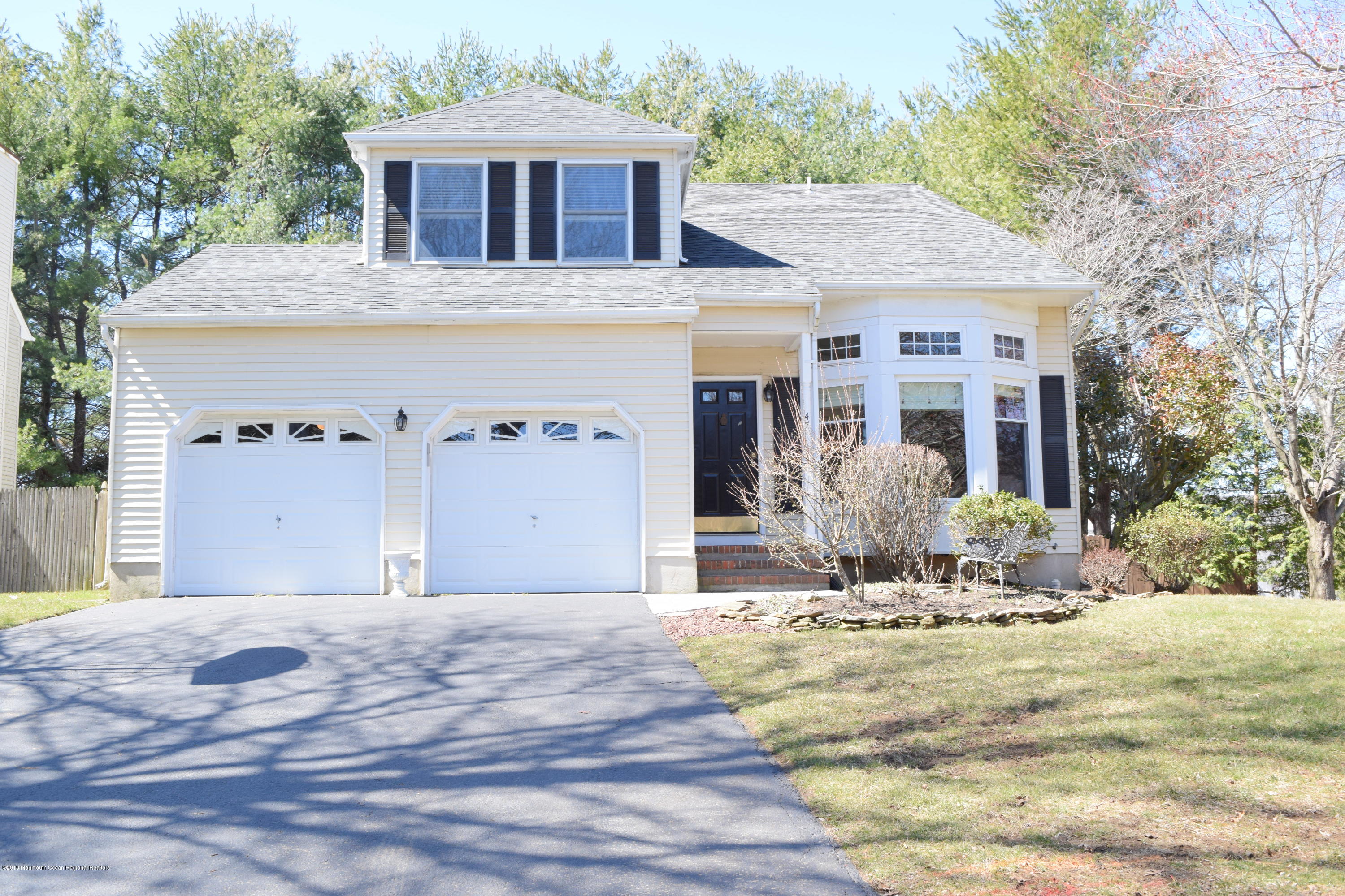 47 Brady Road Shrewsbury, NJ 07702 - Photo 1 of 22 DSC_0992