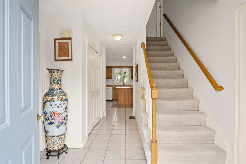 8 Old Farm Road Woburn, MA 01801 - Photo 18 of 38 Gallery Image 18