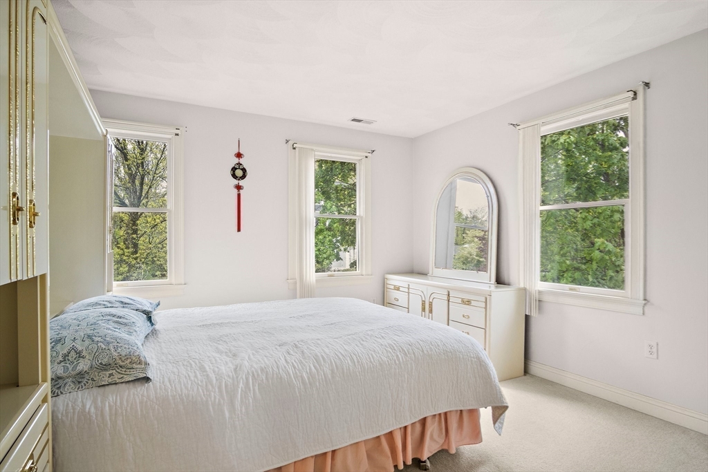 8 Old Farm Road Woburn, MA 01801 - Photo 23 of 38 Gallery Image 23