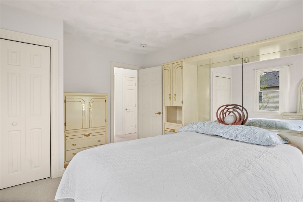 8 Old Farm Road Woburn, MA 01801 - Photo 24 of 38 Gallery Image 24